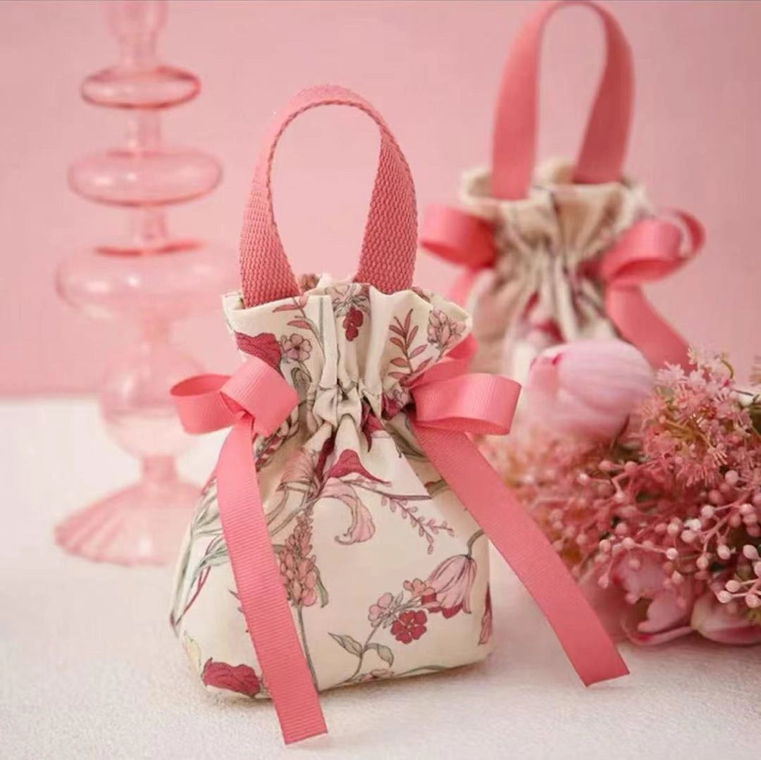 Cloth gift bag