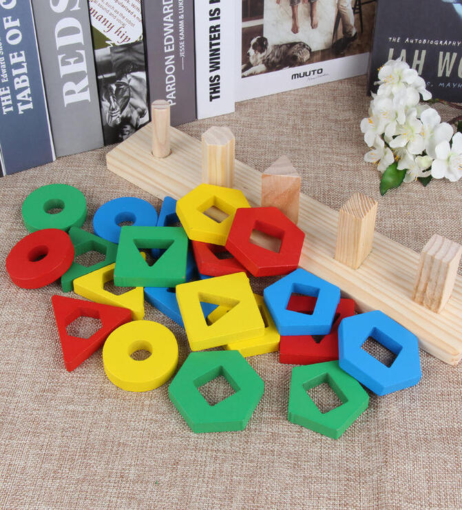 Wooden Sleeve Column Strike The Table